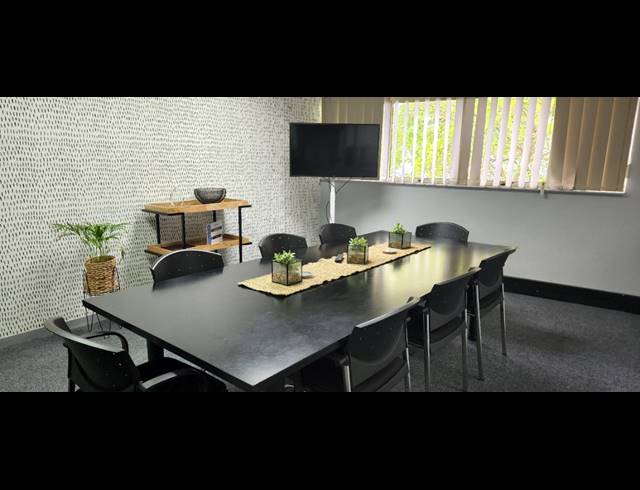 74M² OFFICE TO LET IN MORNINGSIDE
